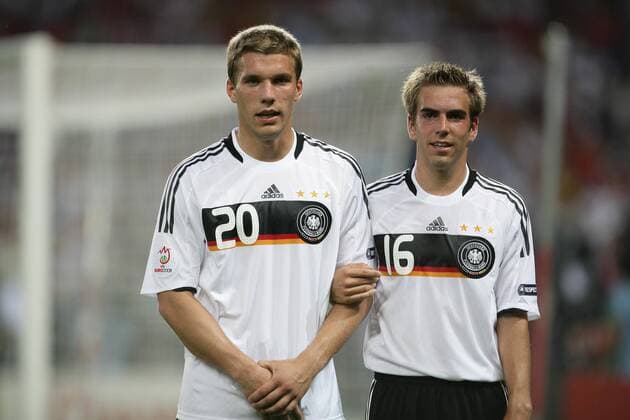 Lukas Podolski (li.) und Phillip Lahm (beide Deutschland) Fußball EM Herren Euro 2008, Länderspiel, Nationalteam, Finale, Nationaltrikot Gruppe Wien