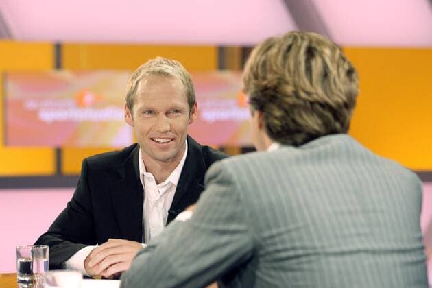 Rainer Schüttler (li.) zu Gast bei ZDF Moderator Michael Steinbrecher (beide Deutschland) im aktuellen Sportstudio Tennis Herren Das aktuelle Sportstudio 2008, ZDF, Fernsehen TV Medien, Sendung Fernsehsendung Gruppe Mainz