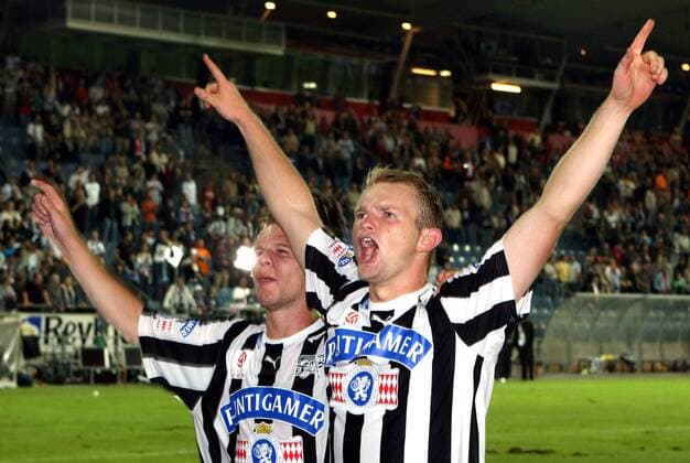 Mario Sonnleitner (re.) und Mario Kienzl (beide Sturm Graz) - Schlussjubel -  Fußball Herren Bundesliga 2008 2009, 1. Österreichische Liga, SK Puntigamer Sturm Graz Gruppe Graz Freude,