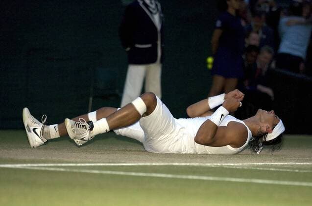 Rafael Nadal (Spanien), Sieger der All England Championships 2008 Tennis Herren All England Championships 2008, Grand Slam, ATP Tour, Finale Einzelbild Wimbledon London Glück Freude, Begeisterung,