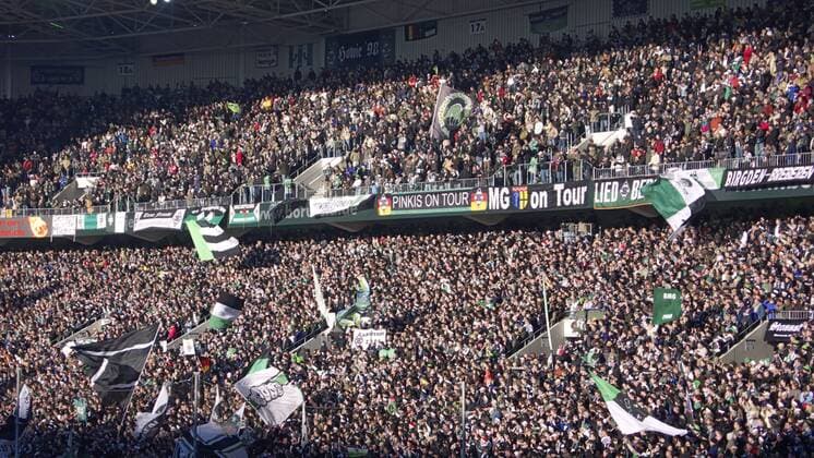 Nordkurve im Borussia Park, Heimspielstätte von Borussia Mönchengladbach Fußball 2. BL Herren Saison 2007 2008, Borussia Mönchengladbach, Gladbach, Totale BorussiaPark Mönchengladbach Masse,