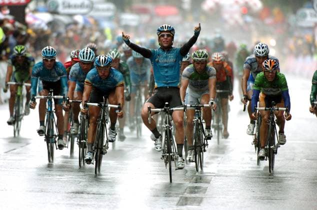 Radsport, Tour de France, Mark Cavendish - alle seine 35. Tour-Etappensiege Mark Cavendish (Großbritannien Columbia, Mitte) gewinnt die 8. Etappe der Tour de France 2008 -  Radsport Herren Tour de France 2008, Straßenradsport, Straße, Rad Totale 8. Etappe: Figeac - Toulouse