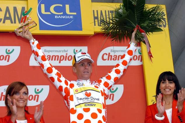Riccardo Ricco (Italien Saunier Duval Scott) im Bergtrikot nach der 10. Etappe der Tour de France 2008 -  Radsport Herren Tour de France 2008, Straßenradsport, Straße, Rad Gruppe 10. Etappe: Pau - Hautacam Freude,