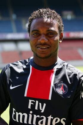 Neuzugang Stephane Sessegnon (Paris St. Germain) -  (pan26867) Fußball Herren Ligue 1 2008 2009, 1. Französische Liga, Paris Saint Germain, PSG, Pressekonferenz, Pressetermin Einzelbild Paris