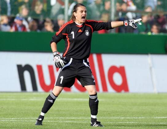 Torfrau Nadine Angerer (Deutschland) gibt Anweisungen Fußball Länderspiel Damen Freundschaftsspiel 2008, Test, Testspiel, Frauen Frauenfußball Nationalmannschaft, Nationaltrikot Einzelbild Unterhaching