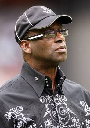 Bob Beamon (USA) Leichtathletik Herren Gaz de France 2008, IAAF Golden League Meeting, Leichtathletikmeeting Porträt Paris Nachdenklichkeit, Skepsis,