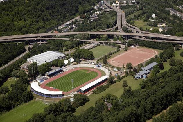 Luftaufnahme Stadion Oberwerth, Heimspielstätte der TuS Koblenz Fußball 2. BL Herren Saison 2008 2009, TuS Koblenz, Stadion, Fußballstadion, außen, Außenansicht Totale Stadion Oberwerth Koblenz