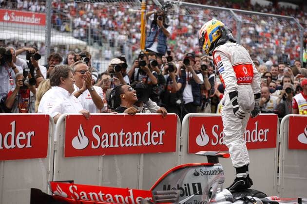 Lewis Hamilton (England McLaren Mercedes) gewinnt den GP von Deutschland 2008 Motorsport Grand Prix Herren Großer Preis von Deutschland 2008, GP, Formel 1 WM, F1, F Gruppe Hockenheimring Hockenheim Freude,