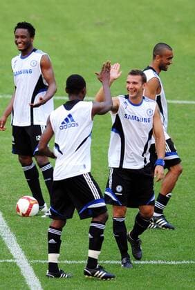 Andriy Shevchenko (Chelsea, re.) -  Fußball Herren English Premier League 2008 2009, 1. Englische Liga, Training, FC Chelsea London, Asienreise Gruppe Guangzhou Freude,