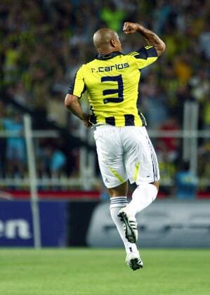 Roberto Carlos (Fenerbahce) - Torjubel -  Fußball EC 1 Herren Champions League Qualifikation 2008 2009, Fenerbahce SK Istanbul Einzelbild Istanbul Freude,
