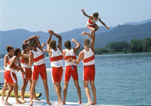 Achter mit Steuermann Kanada, Olympiasieger 1992 in Barcelona: Darren Barber, Andrew Crosby, Michael Forgeron, Robert Marland, Terence Paul, Derek Porter, Michael Rascher, Bruce Robertson, John Wallace Rudern OS Sommer Herren Olympische Spiele 1992, Sommerspiele, Achter, 8er, 8 er Gruppe Barcelona Freude, Begeisterung,