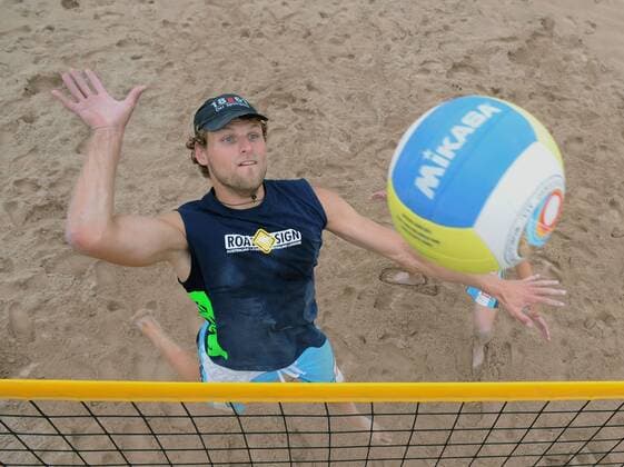 Stefan Schmeckenbecher (Deutschland) Beachvolleyball Herren Fotoshooting 2008, Beach Einzelbild Rottenburg Dynamik,