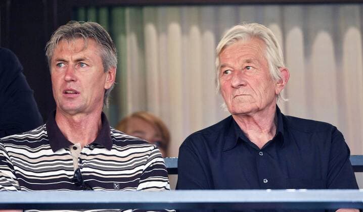 Co Trainer Jan Kocian (li.) und Nationaltrainer Karel Brückner (beide Österreich) -  Fußball EC 1 Herren Champions League Qualifikation 2008 2009 Gruppe Wien