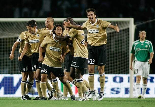 Torjubel Juventus Turin mit Mauro Camoranesi (Mitte) -  Fußball EC 1 Herren Champions League Qualifikation 2008 2009, Juventus Turin, Juve Gruppe Turin Freude,