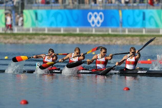 Viererkajak Deutschland v.re.: Fanny Fischer, Nicole Reinhardt, Katrin Wagner Augustin und Conny Wassmuth Kanu OS Sommer Damen Olympische Sommerspiele Peking 2008, Spiele, Gruppe Peking Shunyi