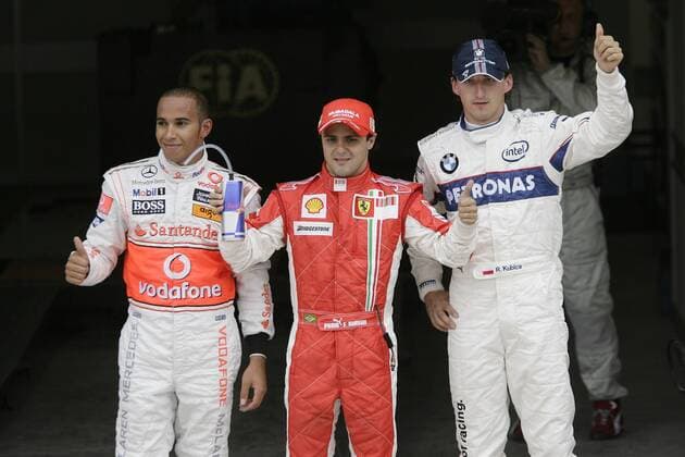 Felipe Massa (Brasilien Ferrari, Mitte) sichert sich die Pole Position beim GP von Europa 2008 vor Lewis Hamilton (England McLaren Mercedes, li.) und Robert Kubica (Polen BMW Sauber) -  Motorsport Grand Prix Herren Großer Preis von Europa 2008, Formel 1 Weltmeisterschaft, F1, F, GP, WM Gruppe Valencia Freude,