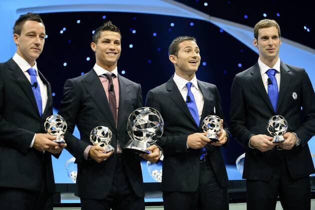 Spielerehrung Champions League Saison 2007 2008, v.li.: John Terry (England Chelsea FC London bester Abwehrspieler), Cristiano Ronaldo (Portugal Manchester United bester Spieler u. Stürmer) ... -  (pan27683) Fußball EC 1 Herren Champions League Auslosung 2008 2009, Ziehung, Gruppenziehung, Gruppenauslosung, Gruppen Gruppe ManU, Verteidiger Monaco o0 Monte Carlo Freude,