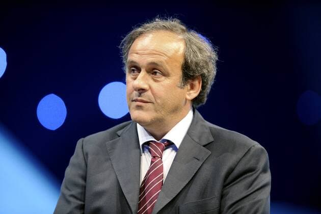 UEFA Präsident Michel Platini (Frankreich) -  (pan27683) Fußball EC 1 Herren Champions League Auslosung 2008 2009, Ziehung, Gruppenziehung, Gruppenauslosung, Gruppen Einzelbild Monaco o0 Monte Carlo Nachdenklichkeit, Skepsis,