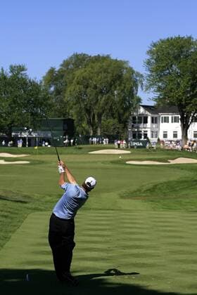 Paul Azinger (USA) - Schlag auf das Fairway im Oakland Hills Country Club - (Icon36908082102098) Golf Herren PGA Championship 2008, Tour Einzelbild Oakland Hills Country Club Bloomfield Township EDITORIAL USE ONLY