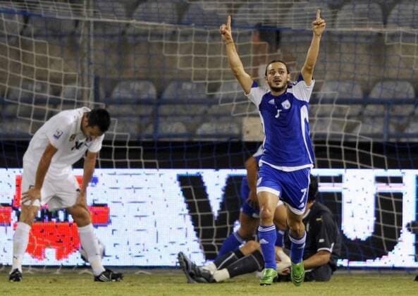 Efstathios Aloneftis (Zypern) - Torjubel -  Fußball Länderspiel Herren WM Qualifikation 2008, Nationalteam, Nationaltrikot, Zypern - Italien 1:2 Gruppe Larnaca Freude,