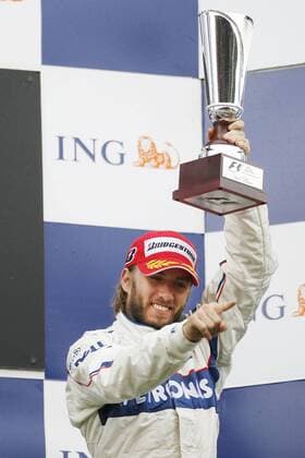 Nick Heidfeld (Deutschland BMW Sauber) bejubelt seinen dritten Platz bei GP von Belgien 2008 -  Motorsport Grand Prix Herren Großer Preis von Belgien 2008, Formel 1 Weltmeisterschaft, F1, F, GP, WM Einzelbild Spa-Francorchamps Freude,