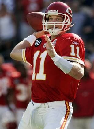 Damon Huard (Kansas City Chiefs) -  (BOS20080907017) American Football Herren NFL 2008 2009, Kansas City Chiefs Einzelbild Foxboro