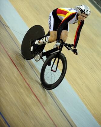 Natalie Simanowski (Deutschland) -  Behindertensport Damen Paralympics 2008, Sommerspiele, Sommer Spiele, Behinderung, Radsport, Rad, Bahnrad, Bahnradsport, Einzelbild Beijing