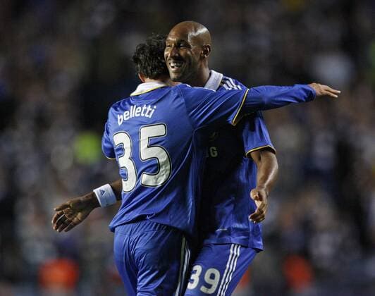 Nicolas Anelka (re.) und Juliano Belletti (beide Chelsea) - Torjubel - EDITORIAL USE ONLY. No use with unauthorised audio, video, data, fixture lists, club league logos or live services. Online in-match use limited to 120 images, no video emulation. No use in betting, games or single club league player publications. Fußball EC 1 Herren Champions League 2008 2009, Chelsea FC London Gruppe London Freude,