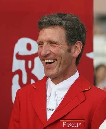 Ludger Beerbaum (Deutschland) Pferdesport OS Sommer Herren Olympische Spiele Peking 2008, Sommerspiele, Reiten, Reitsport, Springreiten, Springen, Porträt Hongkong Hong Kong Freude,