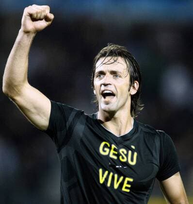 Nicola Legrottaglie (Juventus Turin) trägt ein T Shirt mit dem Aufdruck Gesu Vive - Jesus lebt -  Fußball EC 1 Herren Champions League 2008 2009, Juventus Turin Einzelbild Turin Freude,
