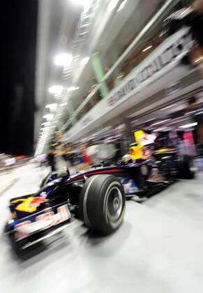 Mark Webber (Australien Red Bull) in seinem Boliden -  Motorsport Grand Prix Herren Großer Preis von Singapur 2008, Formel 1 Weltmeisterschaft, F1, F, GP, WM, 1. Training, Einzelbild