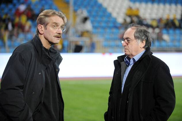 LFP Präsident Frederic Thiriez (Frankreich, li.) und Präsident Noel Le Graet (EA Guingamp) -  (pan28284) Fußball Länderspiel Herren WM Qualifikation 2008, Nationalmannschaft Gruppe Constanta