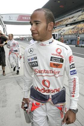 Lewis Hamilton (England McLaren Mercedes) Motorsport Grand Prix Herren Großer Preis von China 2008, Formel 1 Weltmeisterschaft, F1, F, GP, WM Freies Training Einzelbild Shanghai
