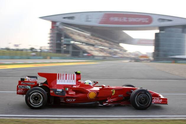 Felipe Massa (Brasilien Ferrari) in seinem Boliden Motorsport Grand Prix Herren Großer Preis von China 2008, Formel 1 Weltmeisterschaft, F1, F, GP, WM Einzelbild Shanghai