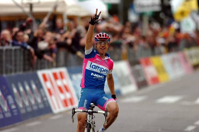 Damiano Cunego (Italien Lampre) gewinnt den Giro Di Lombardia 2008 -  Radsport Herren Giro Di Lombardia 2008, Lombardei Rundfahrt, Lombardeirundfahrt, Straßenradsport, Straße, Rad, Einzelbild Varese - Como Freude,