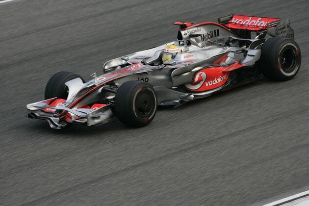 Lewis Hamilton (England McLaren Mercedes) in seinem Rennwagen Motorsport Grand Prix Herren Großer Preis von China 2008, Formel 1 Weltmeisterschaft, F1, F, GP, WM, Einzelbild Shanghai