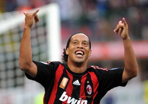 Ronaldinho (AC Mailand) - Torjubel - Fußball Herren Serie A 2008 2009, 1. Italienische Liga, Milan Einzelbild Mailand Freude,