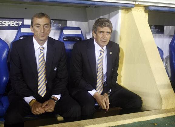 Trainer Manuel Pellegrini (Villarreal, re.) -  - NOxONLINExUSE Fußball EC 1 Herren Champions League 2008 2009, Villarreal CF Gruppe Villarreal