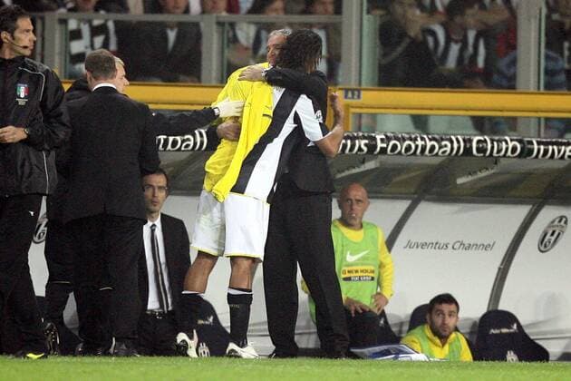 Amauri (re.) und Trainer Claudio Ranieri (beide Juventus Turin) - Schlussjubel -  Fußball Herren Serie A 2008 2009, 1. Italienische Liga, Juventus Turin, Vdig Juve Gruppe Turin Freude,