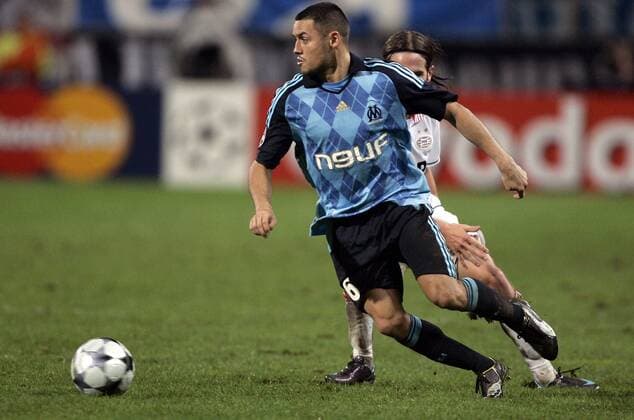 Karim Ziani (Marseille, vorn) am Ball -  Fußball EC 1 Herren Champions League 2008 2009, Olympique Marseille - PSV Eindhoven 3:0, OM Gruppe Marseille Dynamik,