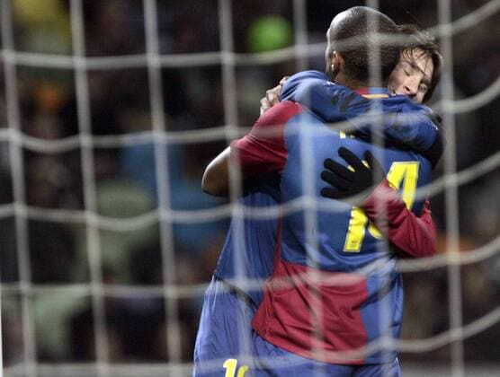 Lionel Messi (hi.) und Thierry Henry (beide FC Barcelona) - Torjubel -  Fußball EC 1 Herren Champions League 2008 2009, Barca Gruppe Lissabon Freude,