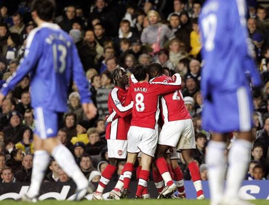 Torjubel Arsenal London mit Samir Nasri (Mitte) - EDITORIAL USE ONLY. No use with unauthorised audio, video, data, fixture lists, club league logos or live services. Online in-match use limited to 120 images, no video emulation. No use in betting, games or single club league player publications. Fußball Herren English Premier League 2008 2009, 1. Englische Liga, Arsenal FC London Gruppe London Freude,