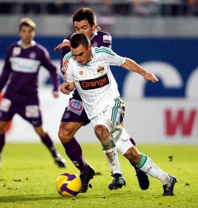 Steffen Hofmann (Rapid Wien, vorn) gegen Fernando Troyansky (Austria Wien) -  Fußball Herren Bundesliga 2008 2009, 1. Österreichische Liga, FK Austria Wien - SK Rapid Wien 2:2 Gruppe o0 Derby, Lokalderby, Ortsderby, Stadtderby, Wien Dynamik,
