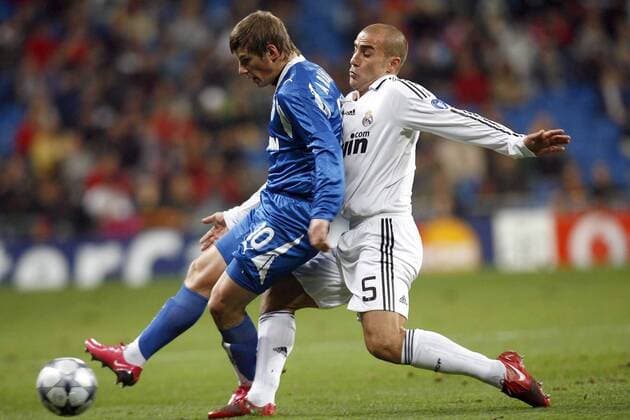 Fabio Cannavaro (Real Madrid, re.) gegen Andrey Arshavin (St. Petersburg) -  - NOxONLINExUSE Fußball EC 1 Herren Champions League 2008 2009, Real Madrid - FC Zenit St. Petersburg 3:0 Gruppe Madrid Dynamik, Kampf,