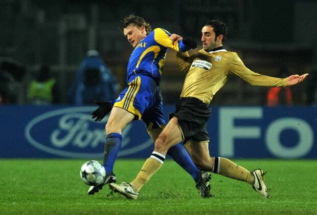Vitali Rodionov (Borisov, li.) gegen Cristian Molinaro (Juventus Turin) -  Fußball EC 1 Herren Champions League 2008 2009, Juventus Turin - FC BATE Borisov 0:0, Juve Gruppe Turin Dynamik,