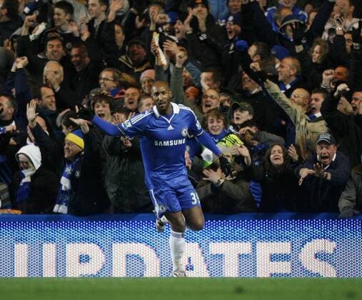 Nicolas Anelka (Chelsea) - Torjubel - EDITORIAL USE ONLY. No use with unauthorised audio, video, data, fixture lists, club league logos or live services. Online in-match use limited to 120 images, no video emulation. No use in betting, games or single club league player publications. Fußball Herren English Premier League 2008 2008, 1.Liga, Chelsea FC London Totale London Freude,