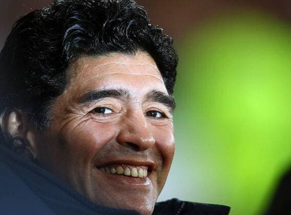 Nationaltrainer Diego Armando Maradona (Argentinien) -  Fußball Länderspiel Herren Freundschaftsspiel 2008, Test, Testspiel, Nationalteam Porträt Glasgow Freude,