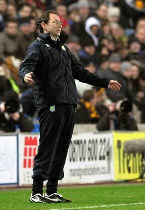 Trainer Martin O Neill (Aston Villa) - EDITORIAL USE ONLY. No use with unauthorised audio, video, data, fixture lists, club league logos or live services. Online in-match use limited to 120 images, no video emulation. No use in betting, games or single club league player publications. Fußball Herren English Premier League 2008 2009, 1. Englische Liga, Einzelbild Kingston upon Hull Enttäuschung,