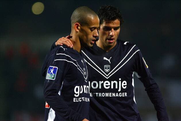 Geraldo Wendel (li.) und Yoann Gourcuff (beide Bordeaux) -  (pan29447) Fußball Herren Coupe de la Ligue 2008 2009, Ligapokal, Pokal, Pokalspiel, Gruppe Bordeaux