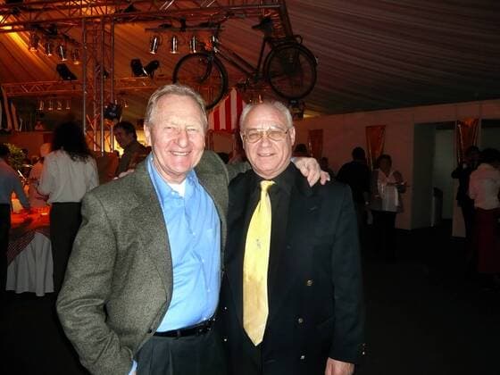 Klaus Bugdahl (li.) und Lothar Pfeiffer (beide Deutschland) im VIP Restaurant Radsport Herren 98. Berliner Sechstagerennen 2009, Sechstage, Sechs, Sixdays, six days, 6 Tage Rennen Gruppe Berlin